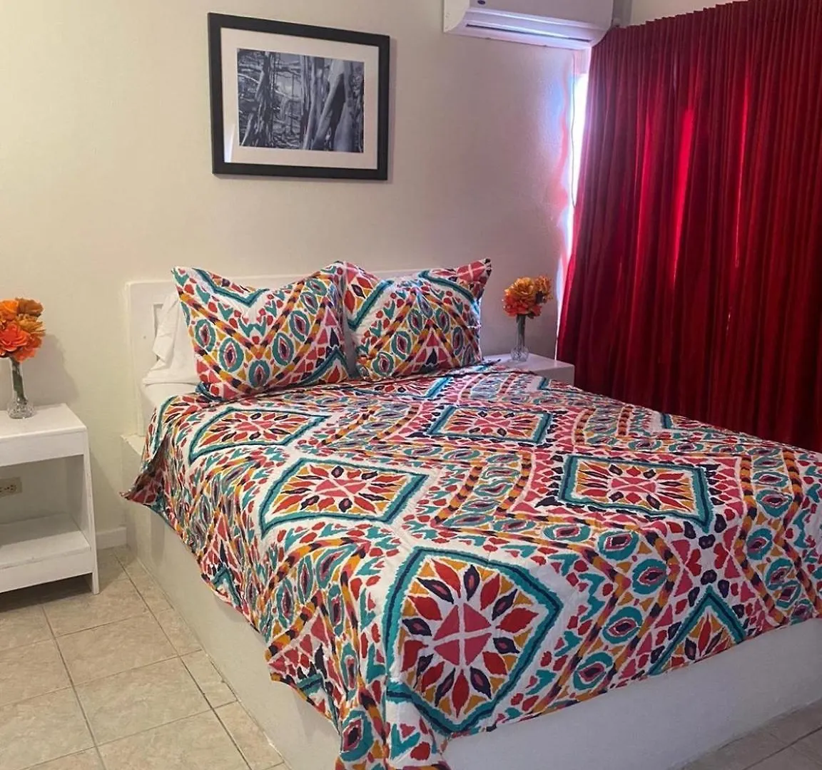**  The Island Garden Hotel Nassau Bahamy